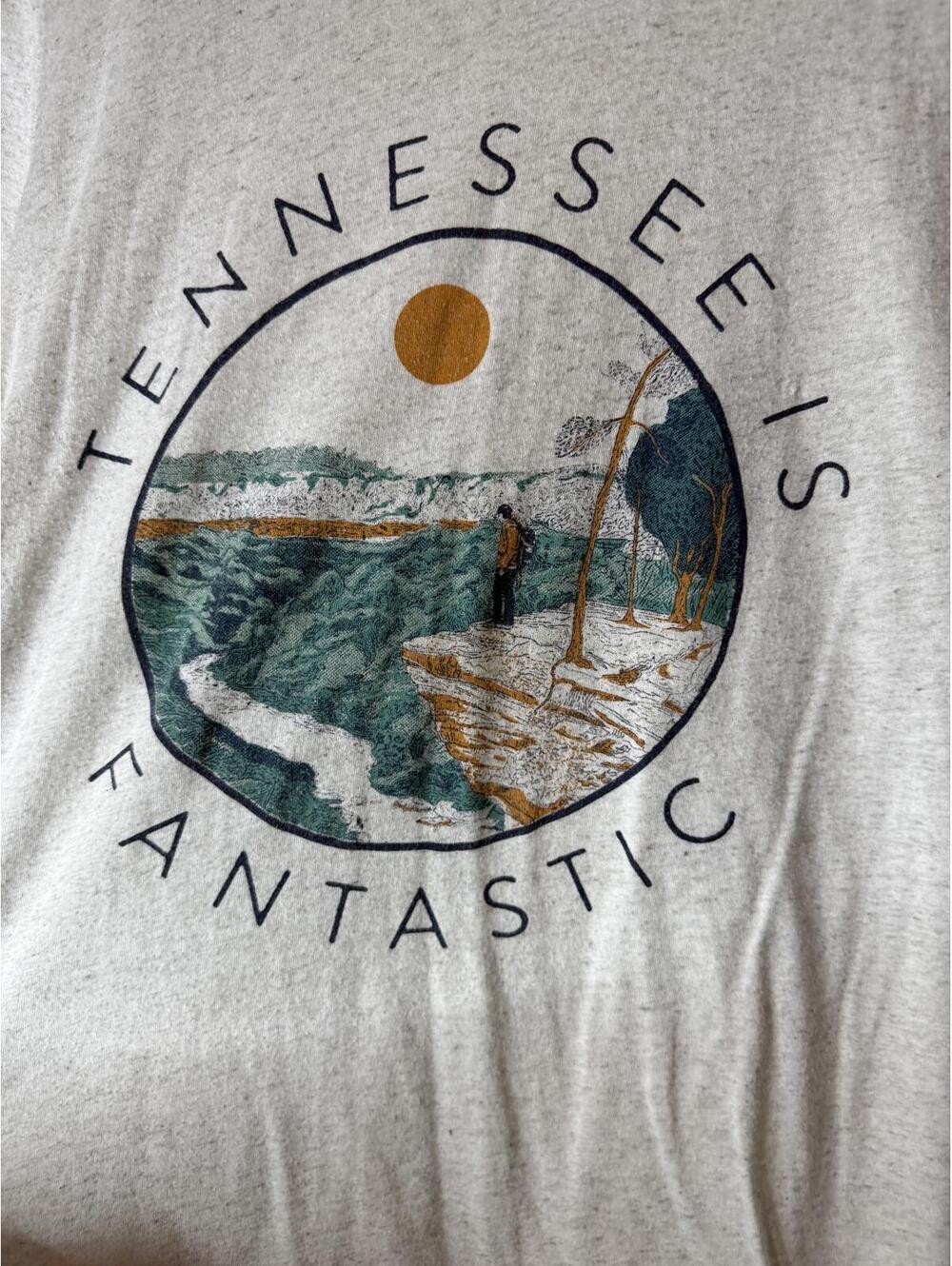 Tennessee Is Fantastic Graphic T-Shirt Small - Picture 3 of 6